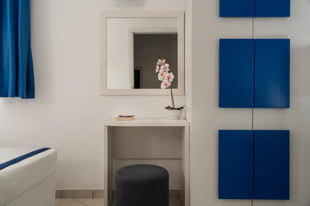 Hotel Embassy Riccione Extérieur photo