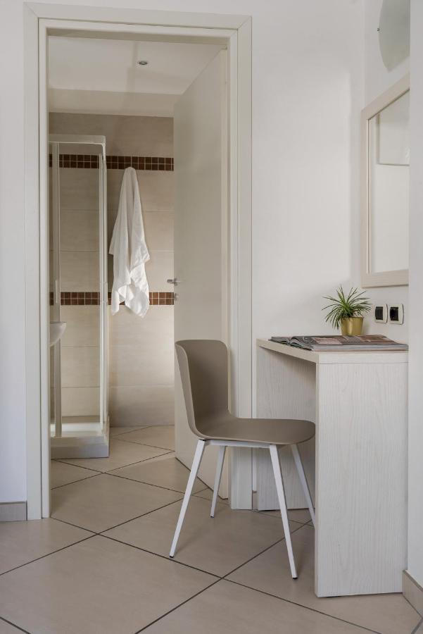 Hotel Embassy Riccione Extérieur photo