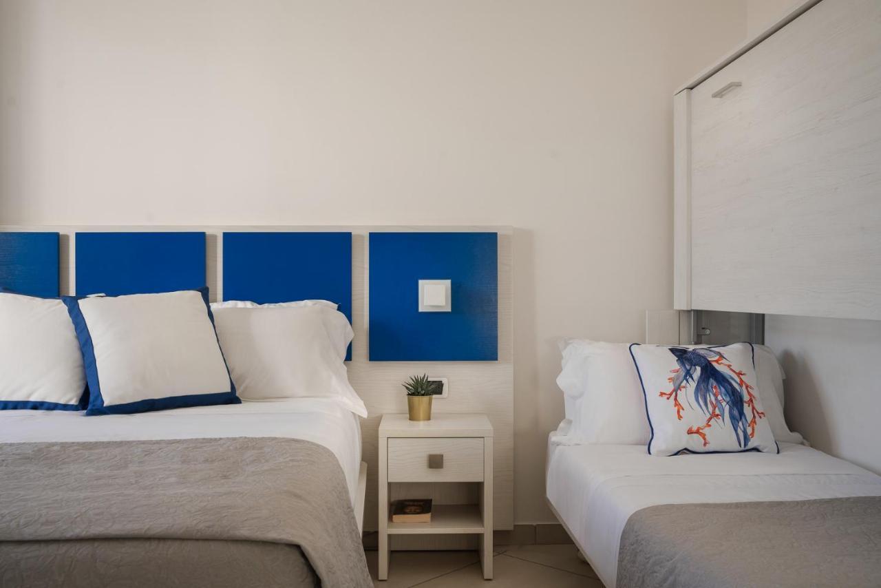 Hotel Embassy Riccione Extérieur photo