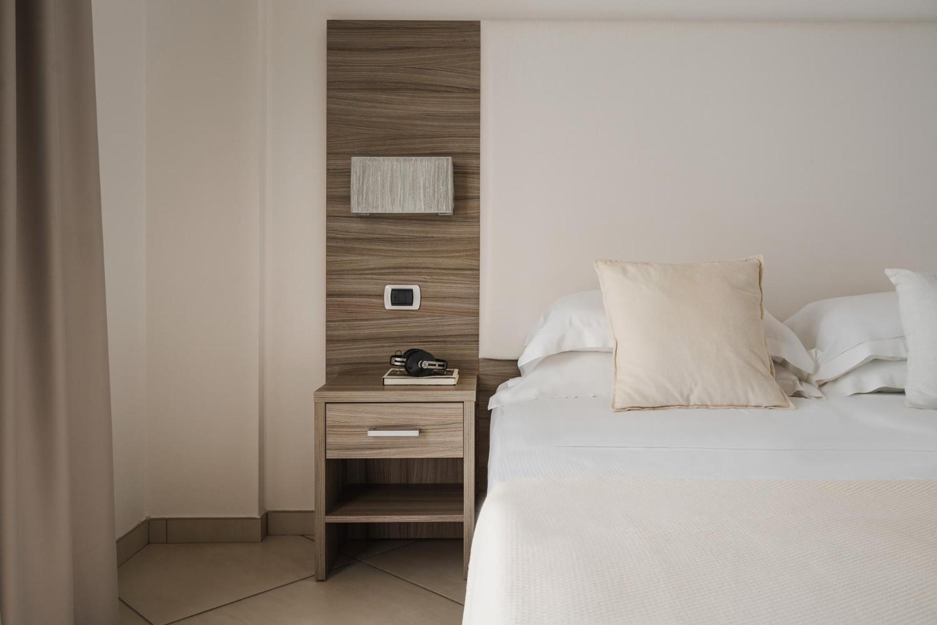 Hotel Embassy Riccione Extérieur photo