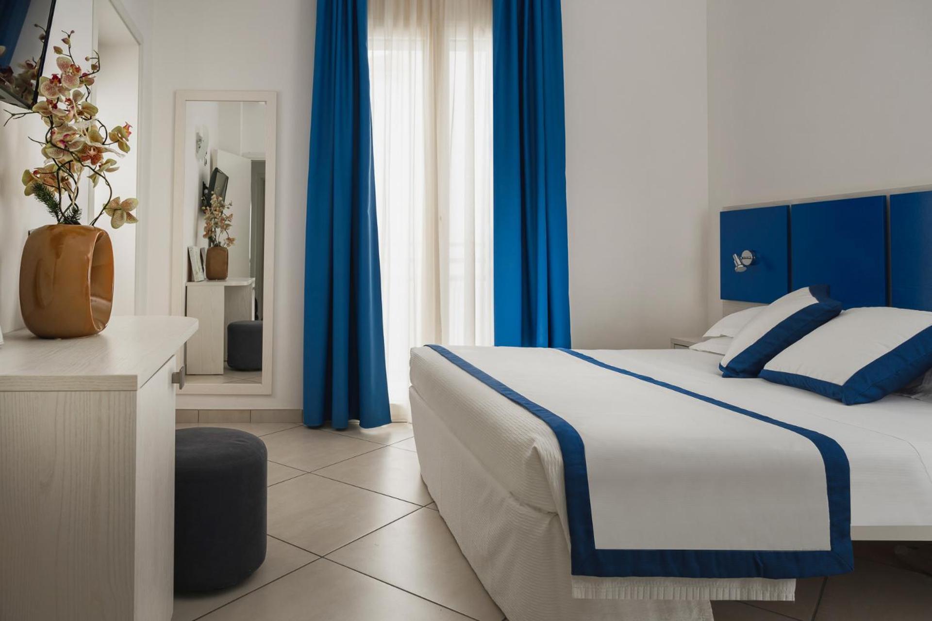 Hotel Embassy Riccione Extérieur photo
