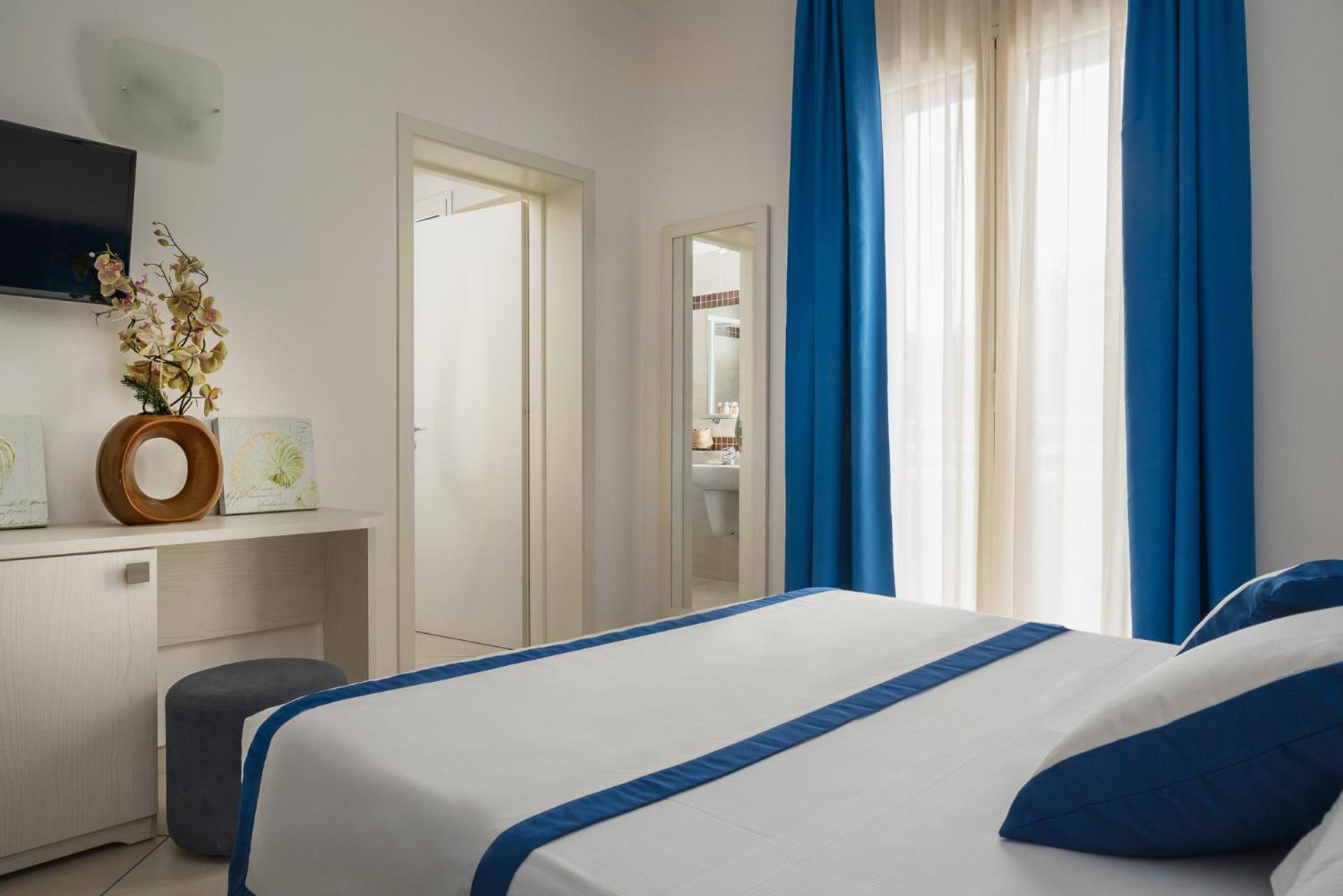 Hotel Embassy Riccione Extérieur photo